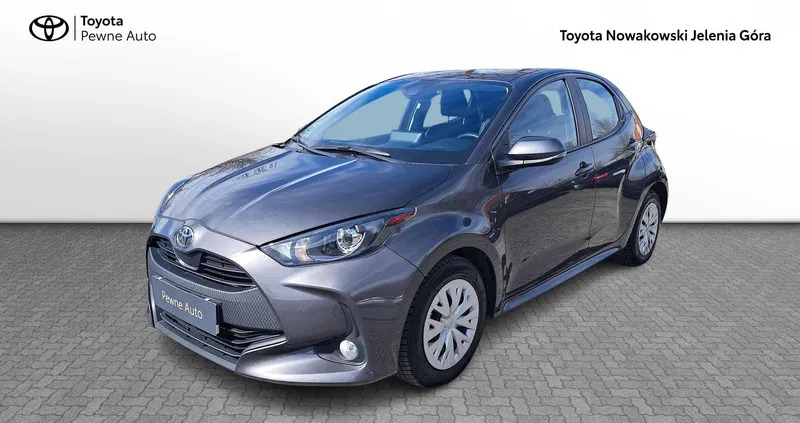 toyota yaris Toyota Yaris cena 68900 przebieg: 52665, rok produkcji 2022 z Oborniki Śląskie
